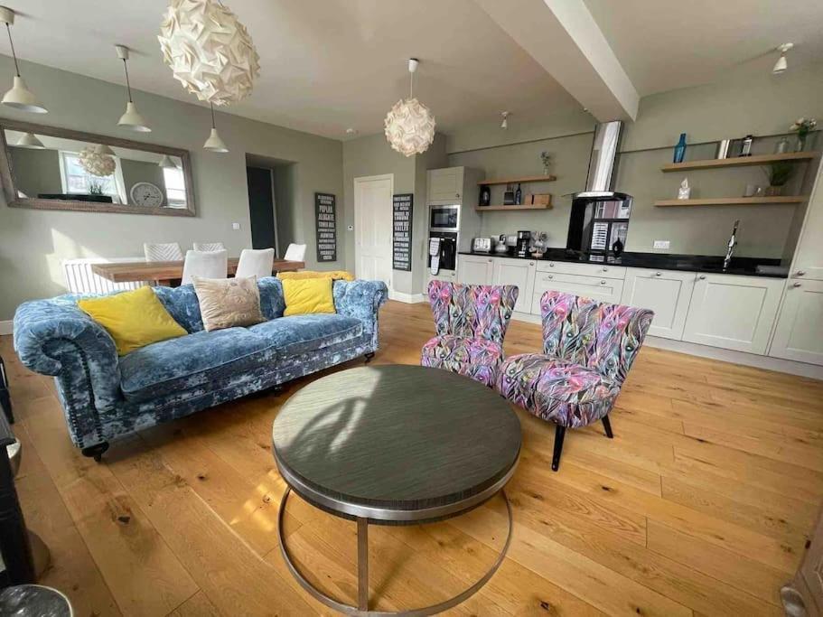 Luxurious 2 Bedroom Apartment In Central Berwick Exterior foto